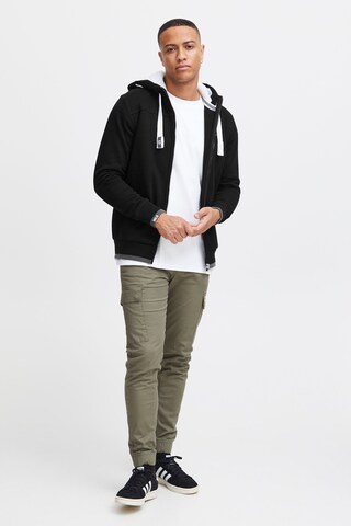 !Solid Zip-Up Hoodie 'BenjaminZip Pile' in Black