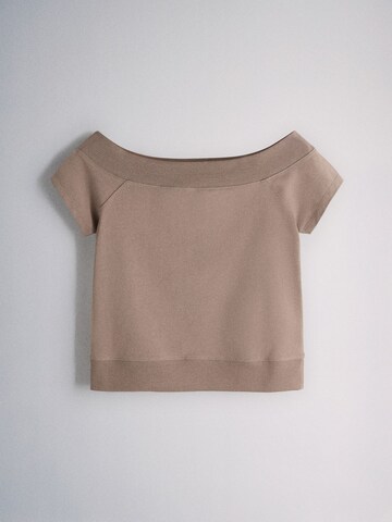 The Set Top - barna