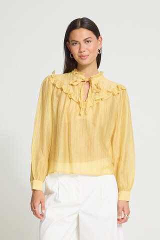 b.young - Blusa en oro: frente