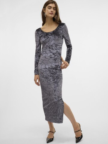 VERO MODA Cocktail dress 'MOLLY' in Grey