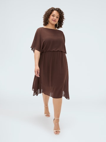 Robe Fiorella Rubino en marron