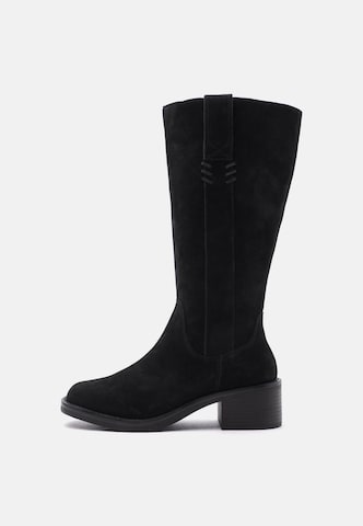 Botine 'Digby Ranch' de la CLARKS pe negru: față
