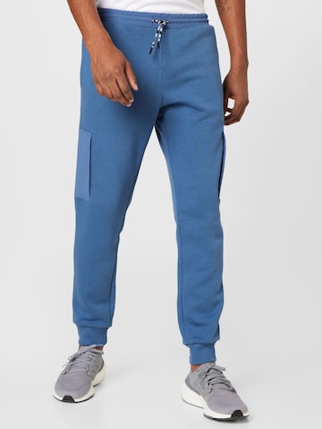 Tapered Pantaloni sport 'Essentials Brandlove Fleece' de la ADIDAS SPORTSWEAR pe albastru: față