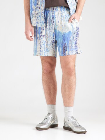 Carlo Colucci Regular Housut värissä sininen: etupuoli