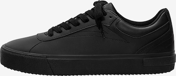 Pull&Bear Låg sneaker i svart