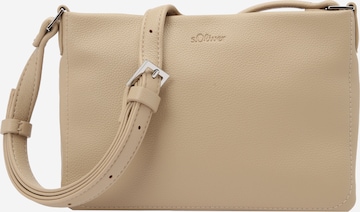 s.Oliver Taška přes rameno – hnědá: přední strana