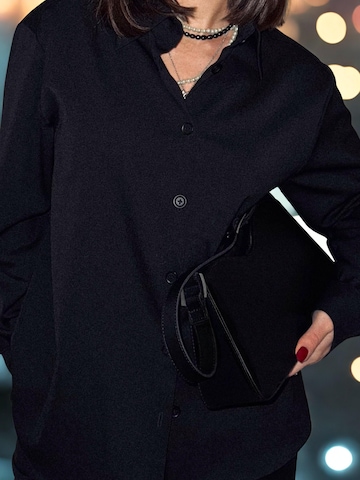 PURE Studios Shoulder Bag 'ELARA' in Black