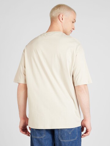 NEW ERA T-shirt 'LEAGUE ESSENTIALS' i beige