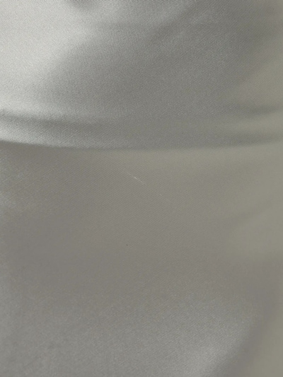 Hiccup Saia em cinzento-prateado, Vista do artigo