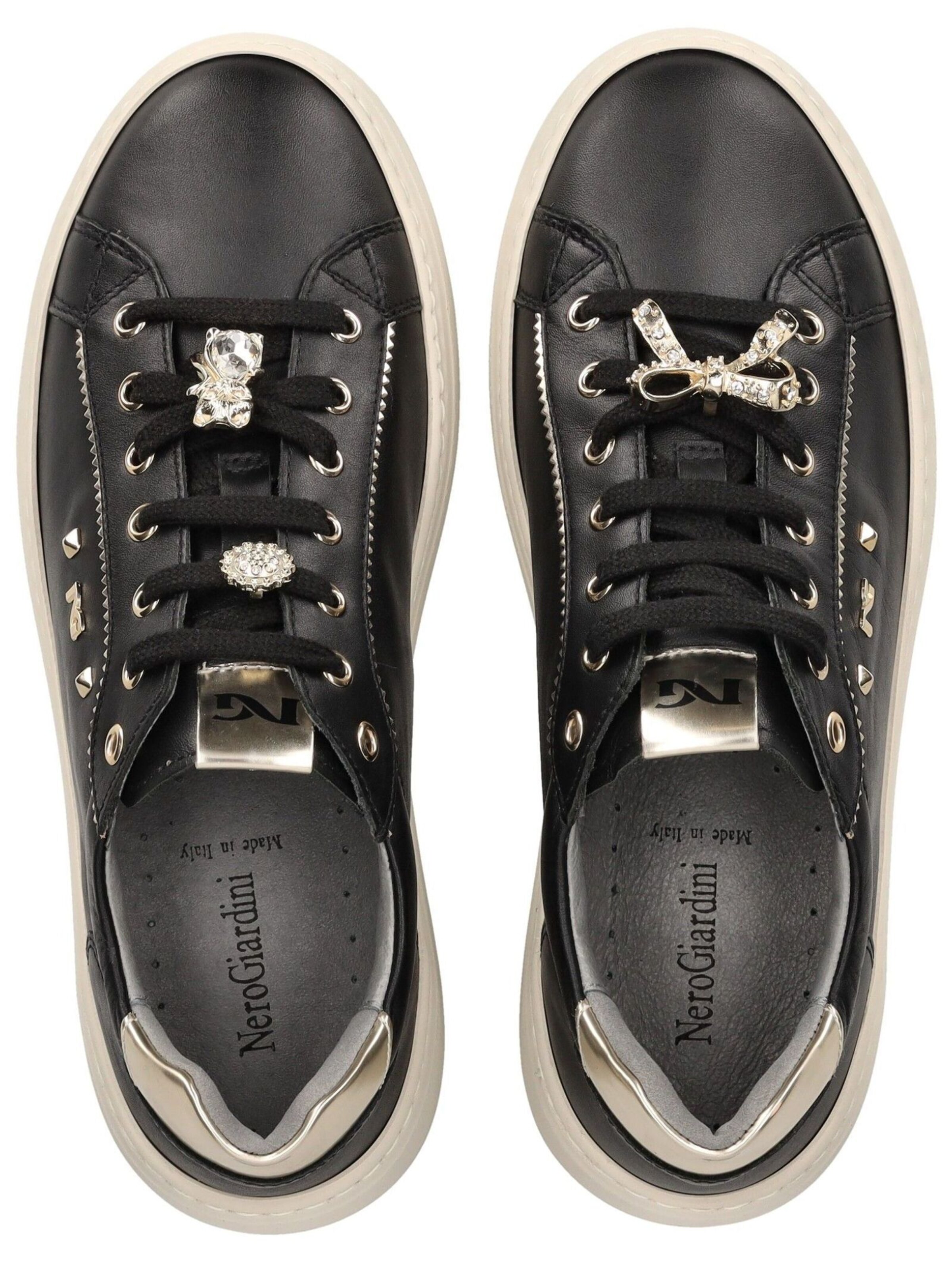 Baskets basses Nero Giardini en noir