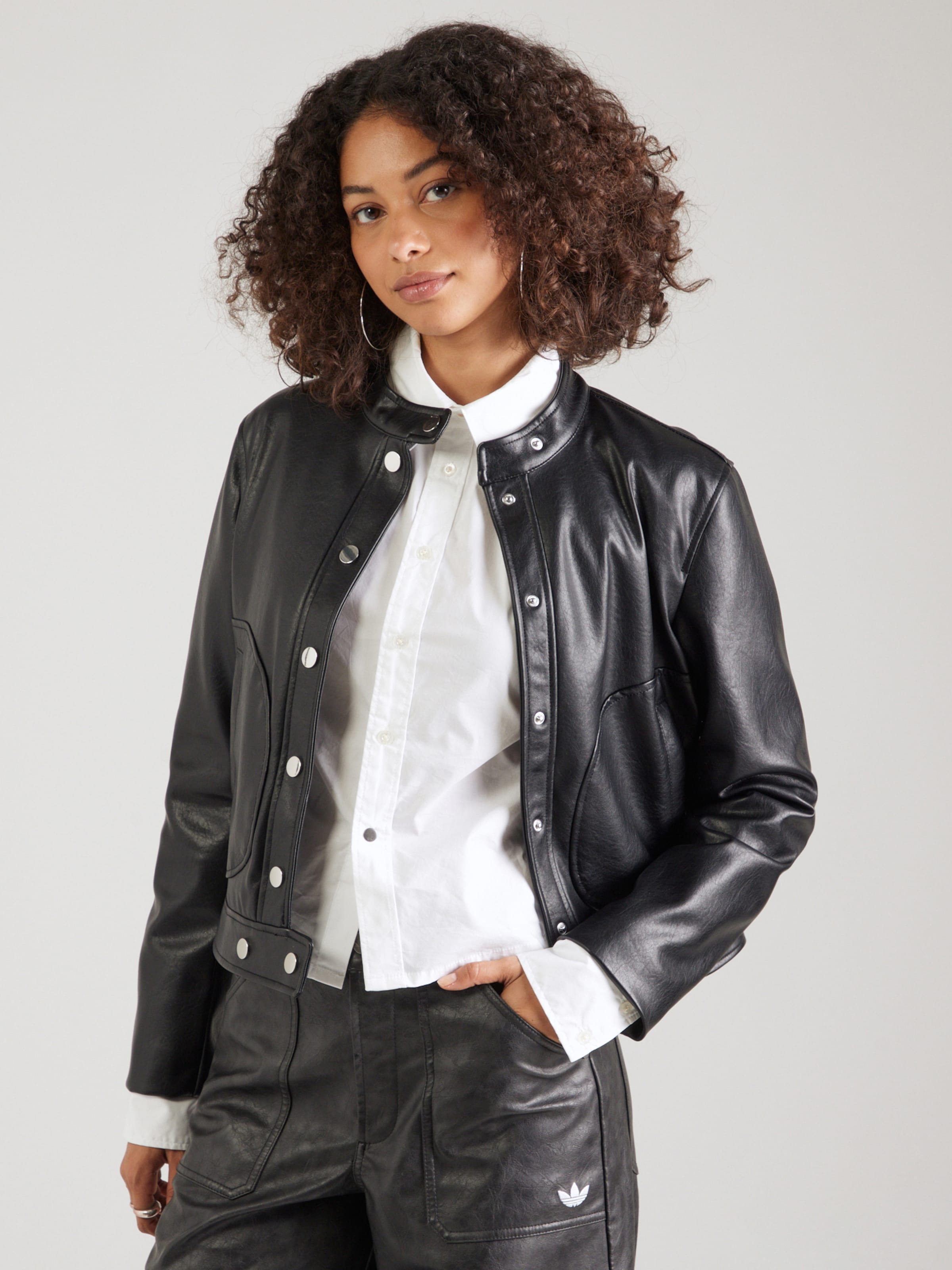 Sisley - レザージャケット Sisley Between-Season Jacket in Black | ABOUT YOU