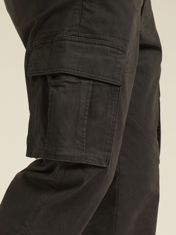 GAP Loosefit Cargobroek in Zwart