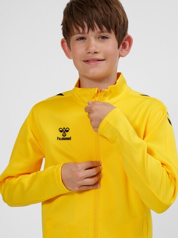 Hummel Sportssweatjakke i gul