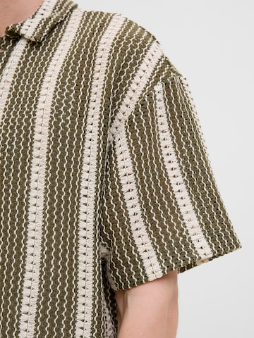 JACK & JONES Comfort Fit Skjorte 'JORBellagio' i grøn