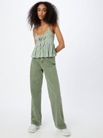 ABOUT YOU Top 'Aurelia' in Green