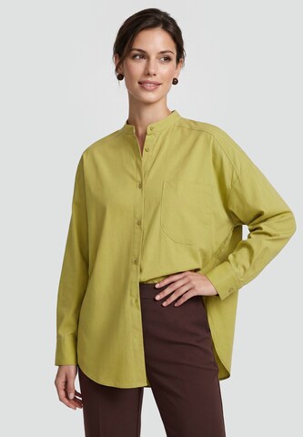 Usha - Blusa em verde: frente