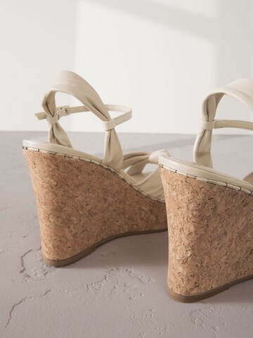 Next Sandale in Beige