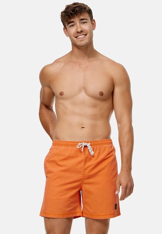 Shorts de bain 'Ace' INDICODE JEANS en orange : devant