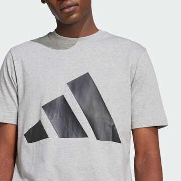 ADIDAS SPORTSWEAR Λειτουργικό μπλουζάκι 'Essentials' σε γκρι