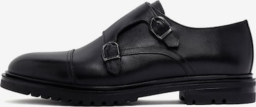 Chaussure à lacets Derimod en noir : devant