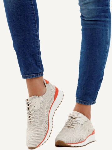 CAPRICE Sneaker in Beige: Vorderseite