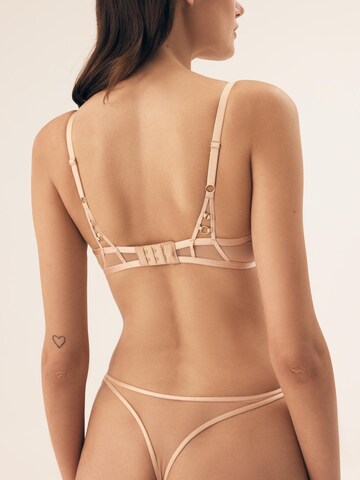 Push-up Reggiseno 'Push-up-BH Nuts, Plunge-Dekolleté, glatte Cups' di ESOTIQ in beige