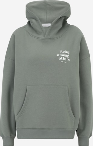 OH APRIL Sweatshirt 'Among Others' in Groen: voorkant