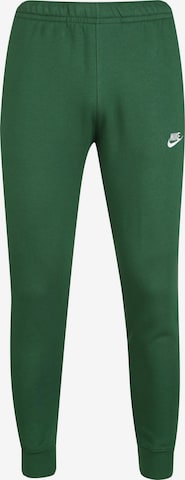 Effilé Pantalon 'Club Fleece' Nike Sportswear en vert : devant