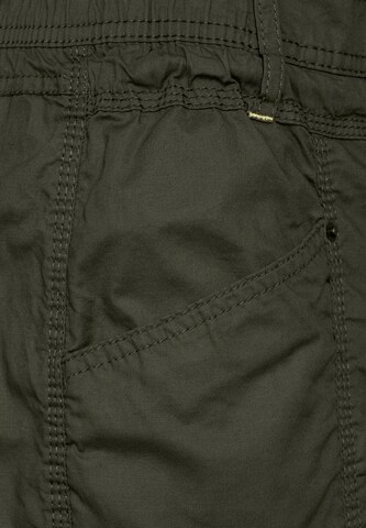 CECIL Regular Shorts in Grün