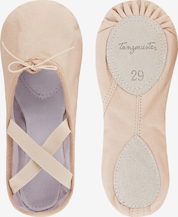 Tanzmuster Athletic Shoes 'Toni' in Beige: front