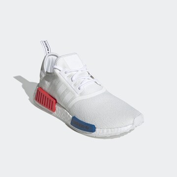 ADIDAS ORIGINALS Низкие кроссовки 'Nmd_R1' в Белый