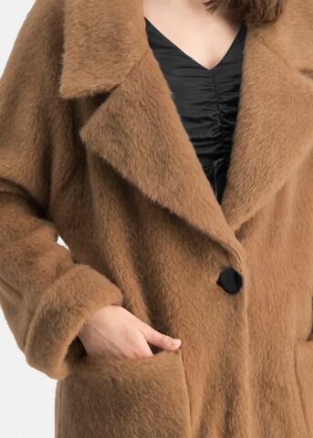 Nicowa Between-Seasons Coat 'Tedino' in Brown