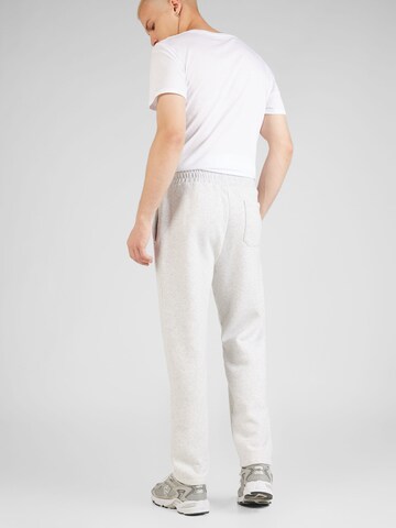 Abercrombie & Fitch Normalny krój Spodnie w kolorze szary