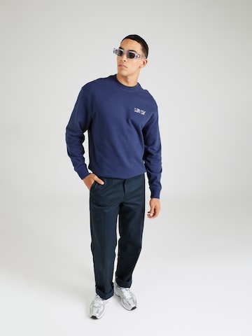 LEVI'S ®Sweater majica 'Relaxd Graphic Crew' - plava boja