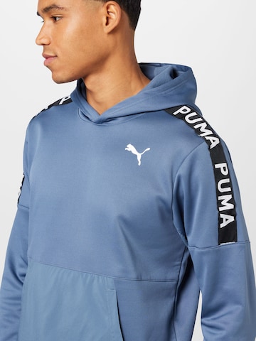 PUMA - Sweatshirt de desporto em azul