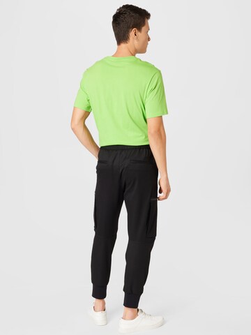 Effilé Pantalon cargo 'Glavin' HUGO Red en noir