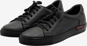 MO Sneakers in Black