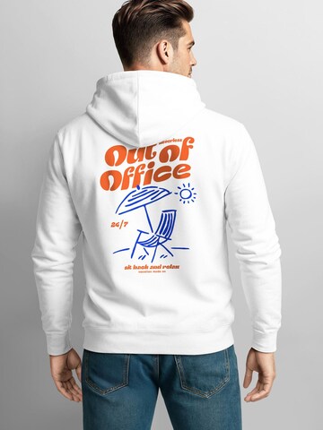 Neverless Sweatjacke 'Out of Office' in Weiß
