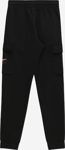 Tapered Pantaloni de la Nike Sportswear pe negru