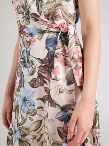 Vera Mont - Vestido en verde