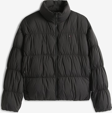 Tommy Jeans Talvitakki värissä musta: etupuoli