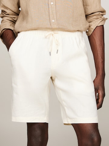 TOMMY HILFIGER Regular Chino in Beige: voorkant