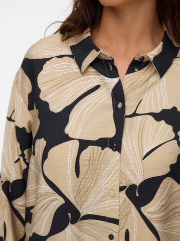 Vero Moda Curve Bluse i sort