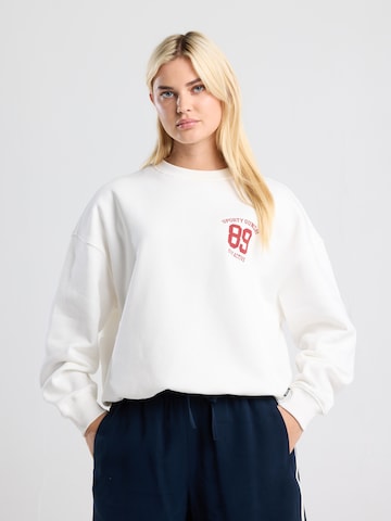 America Today Sweatshirt in Wit: voorkant