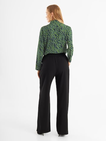 Jascha Stockholm Regular Pants in Black