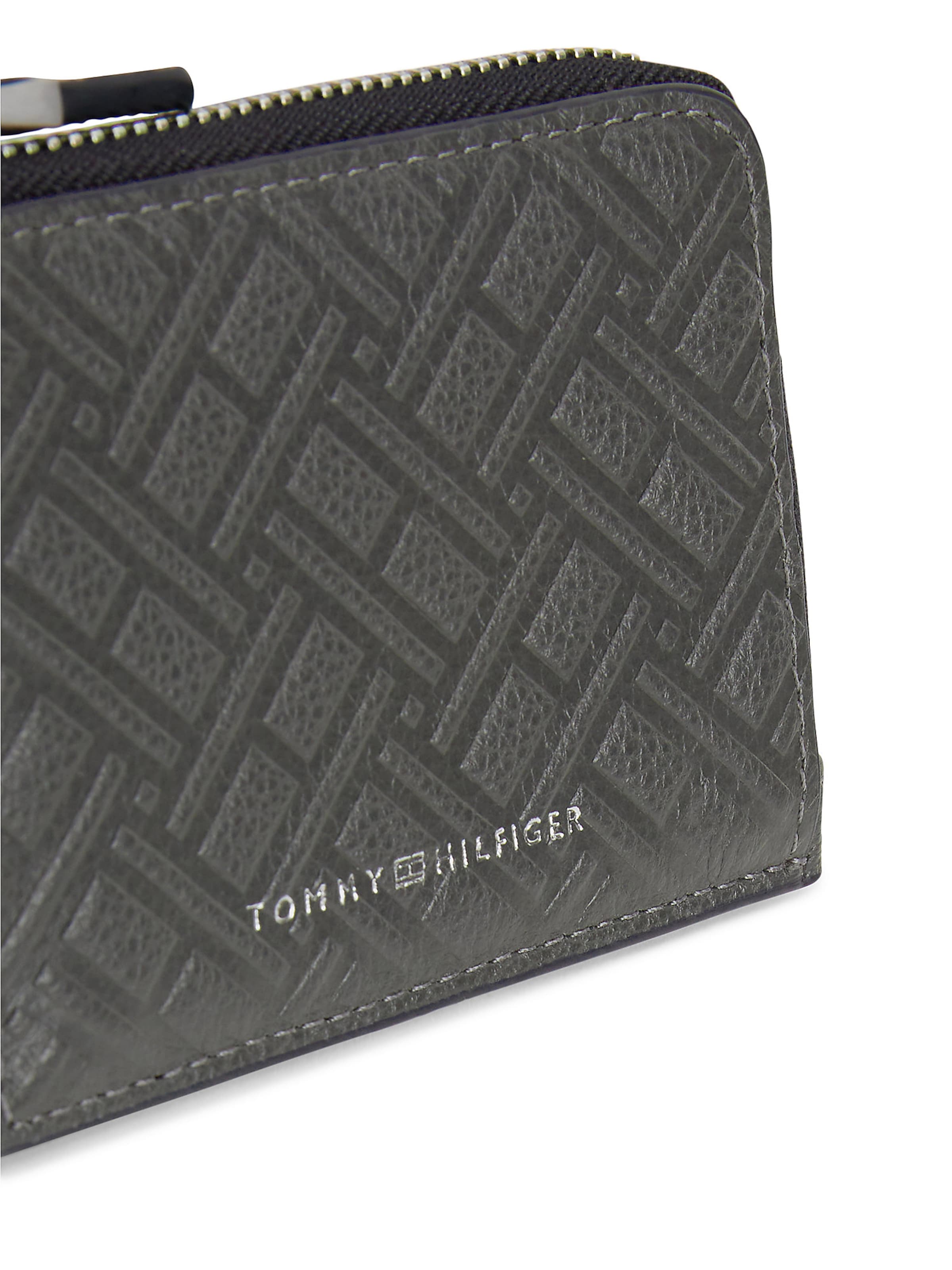 TOMMY HILFIGER Wallet in Grey