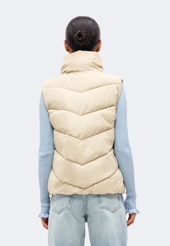 Hailys - Chaleco 'Lu44cy' en beige