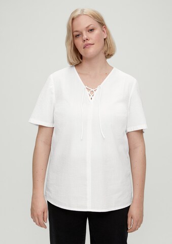 TRIANGLE - Blusa em branco: frente