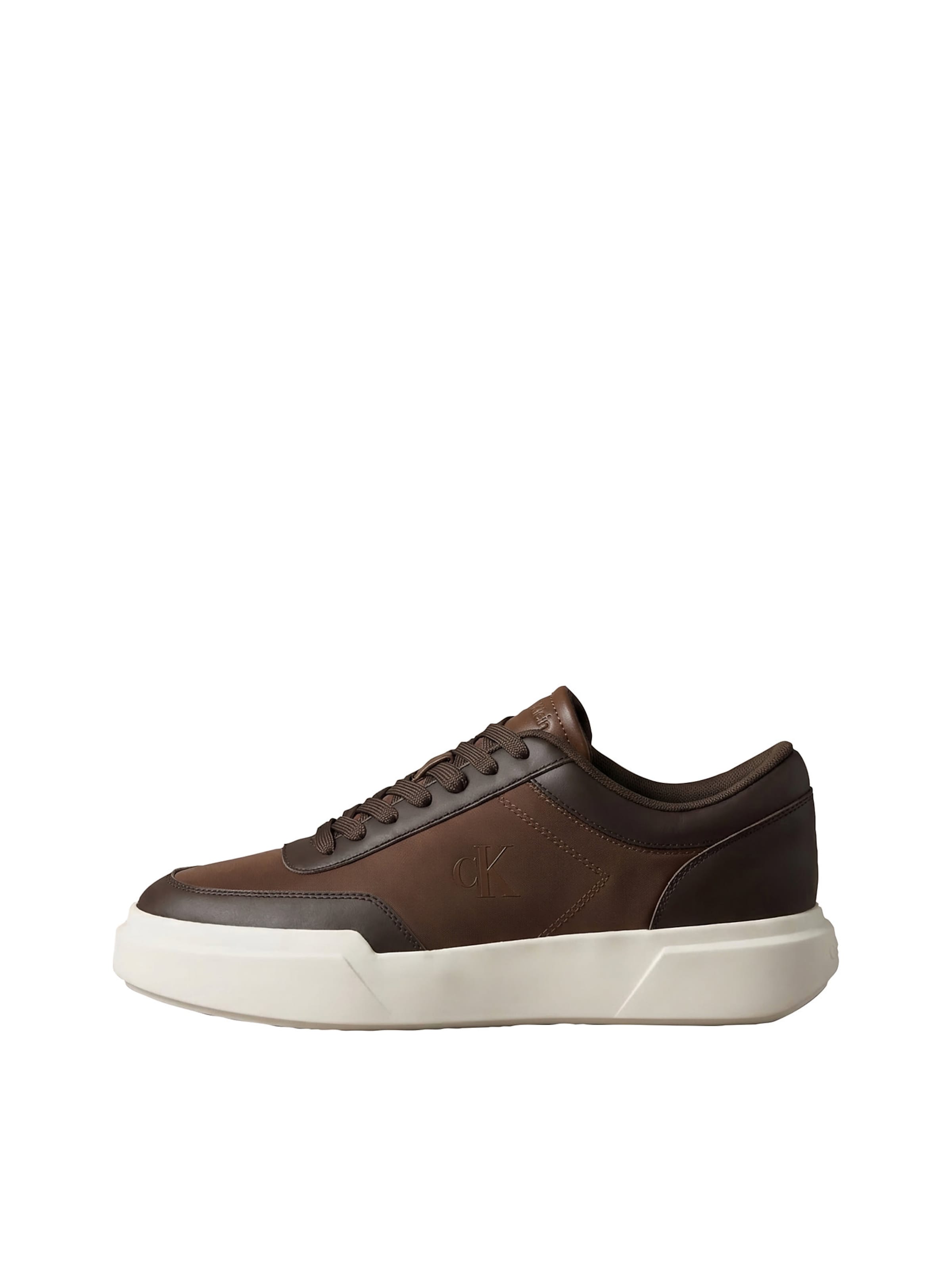 Baskets basses Calvin Klein en marron : devant