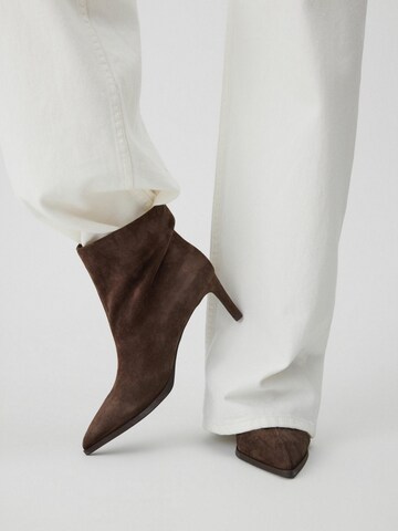 Estro Ankle boots '2636-51' in Brown: front